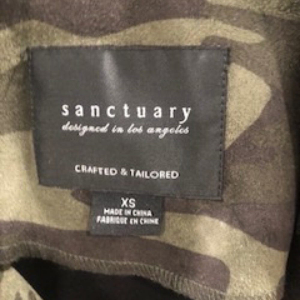 Sanctuary Camo zipper blazer - Picture 3 of 3